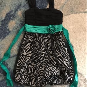 Girls dress